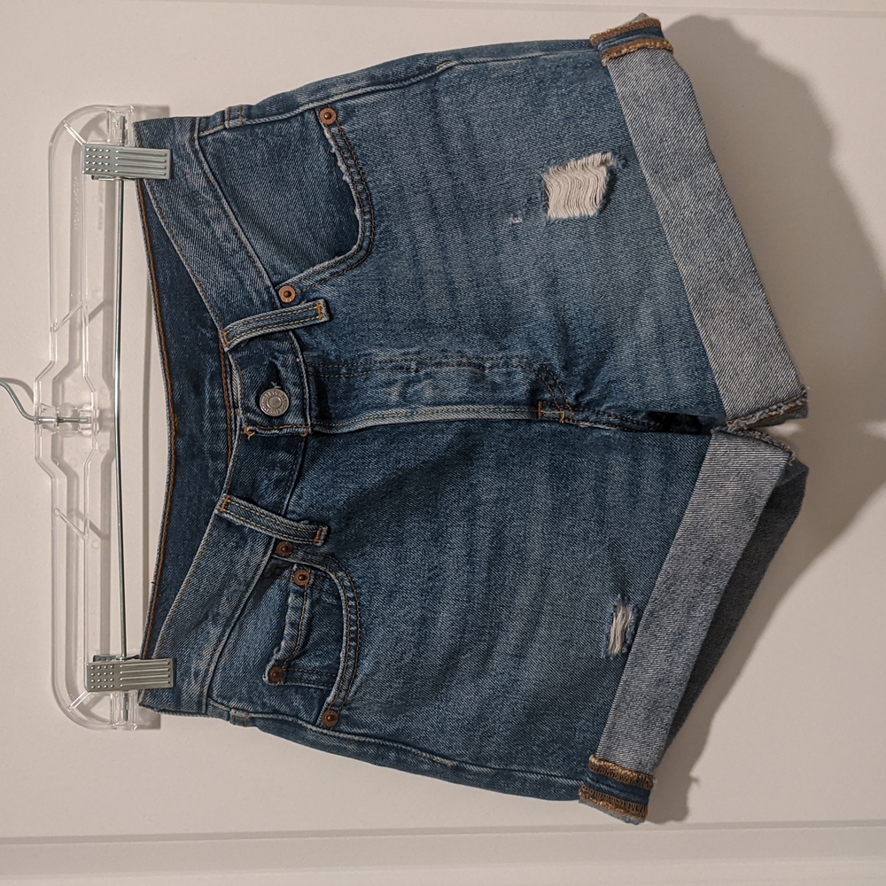 LEVI'S 501 loose shorts SIZE 25
